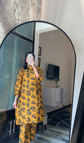 Palm Tree 2pc Set - Trendy and Tropical Women's Ensemble