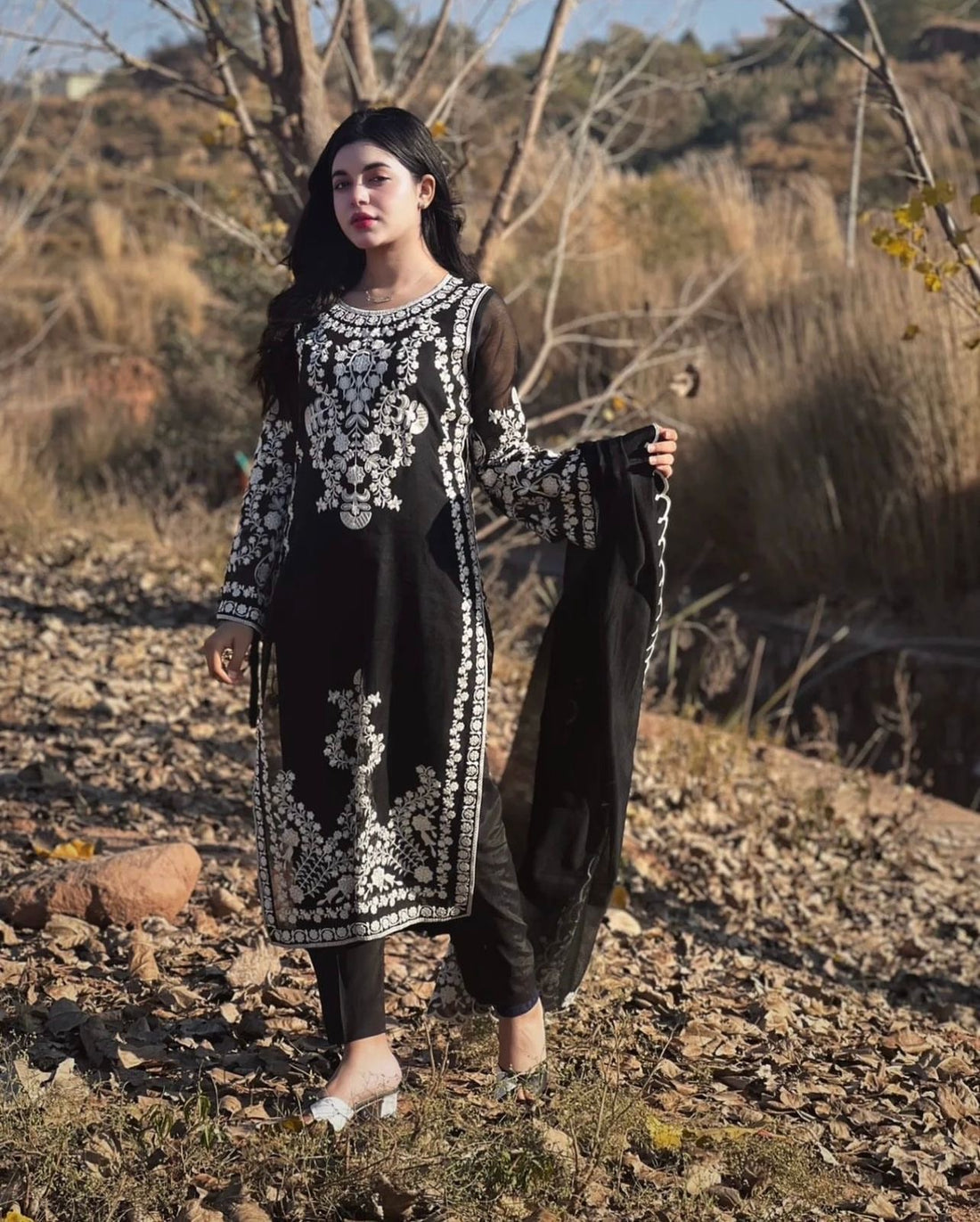 dur e fishan dress design Durefishan saleem Pakistani Salwar suit for women 2025 Dur e Fishan Saleem Celebrity Fashion Looks Durefishan Saleem Bridal Look Nikkah Dress Ideas For Brides white nikkah dress designs Get inspired by Durefishan