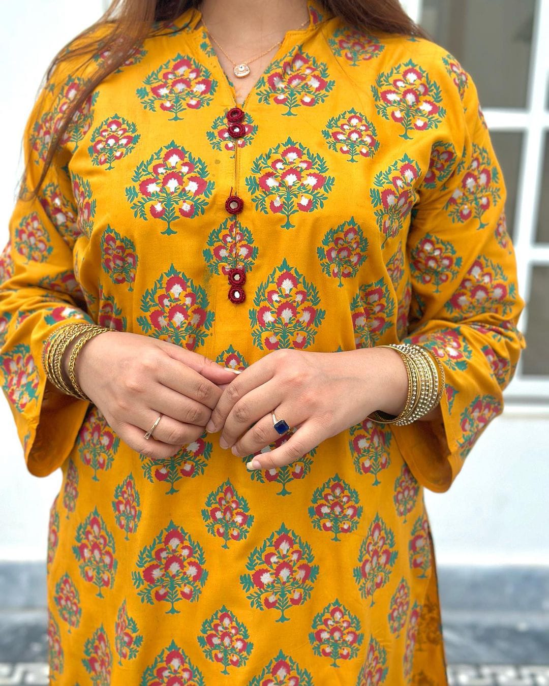 Elegant Eid Rang Keyseria 2-Piece Set BINDI